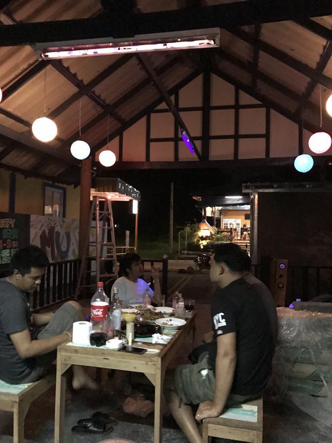 Sea Hug Hostel Ko Pha Ngan Ngoại thất bức ảnh
